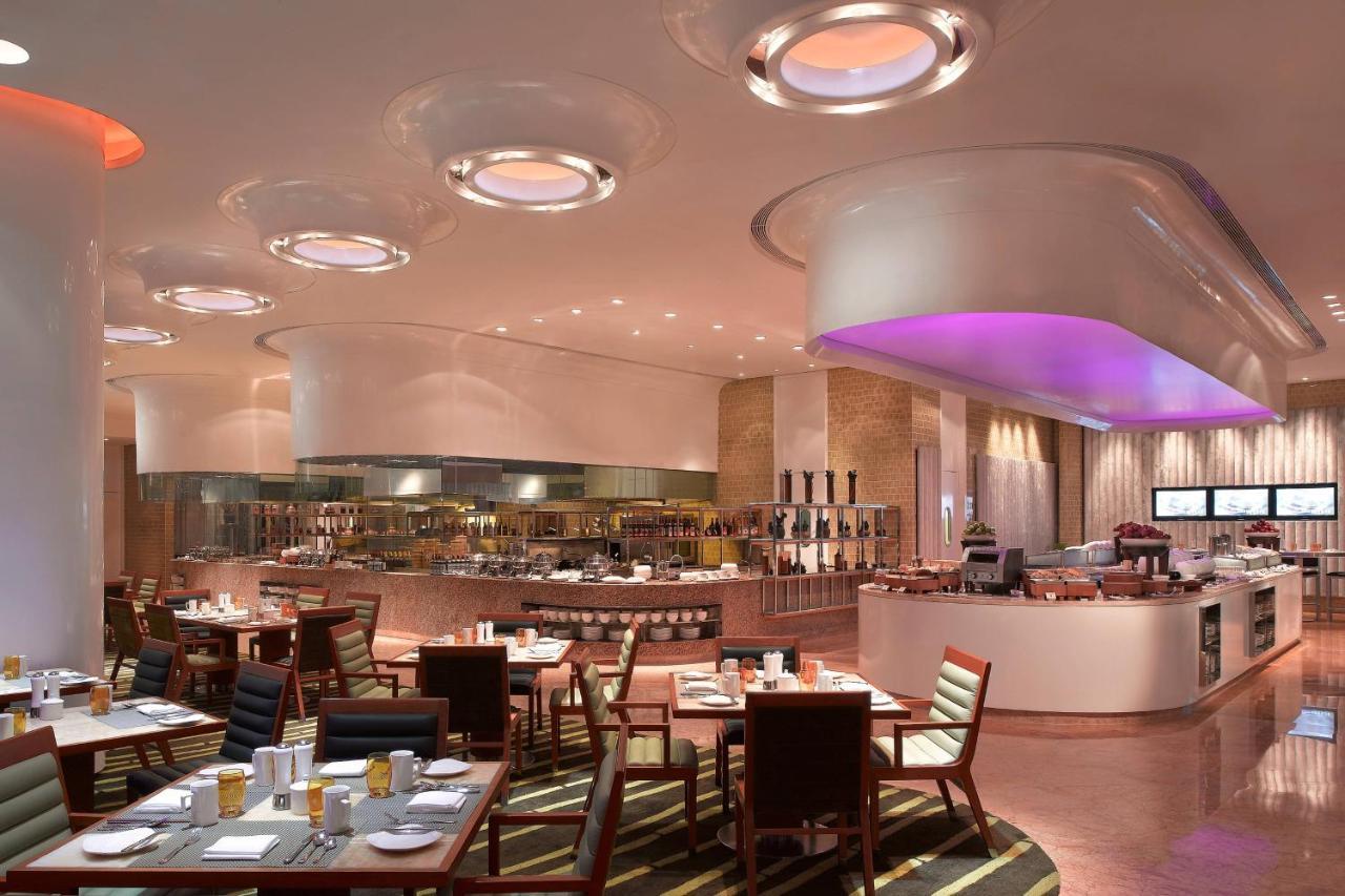 Jw Marriott Hotel Medan Dış mekan fotoğraf