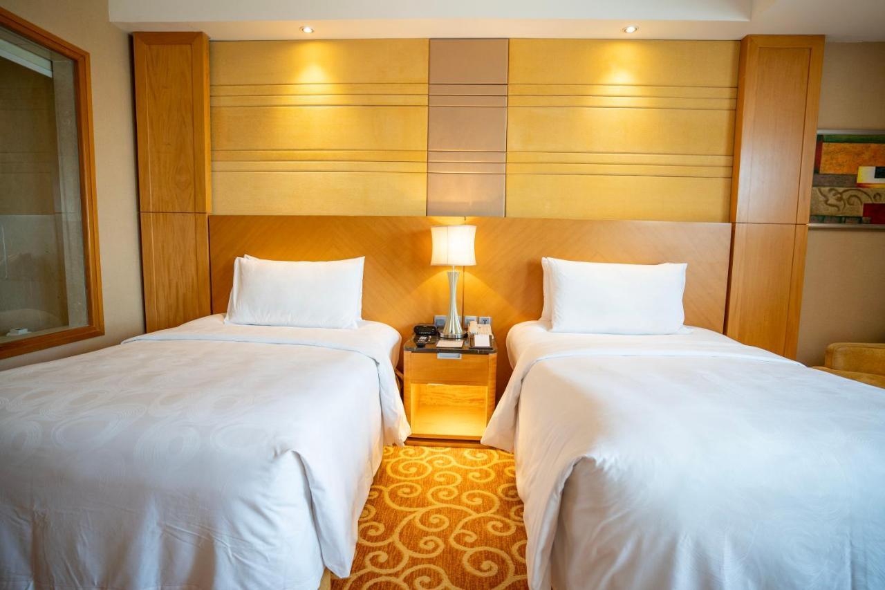 Jw Marriott Hotel Medan Dış mekan fotoğraf