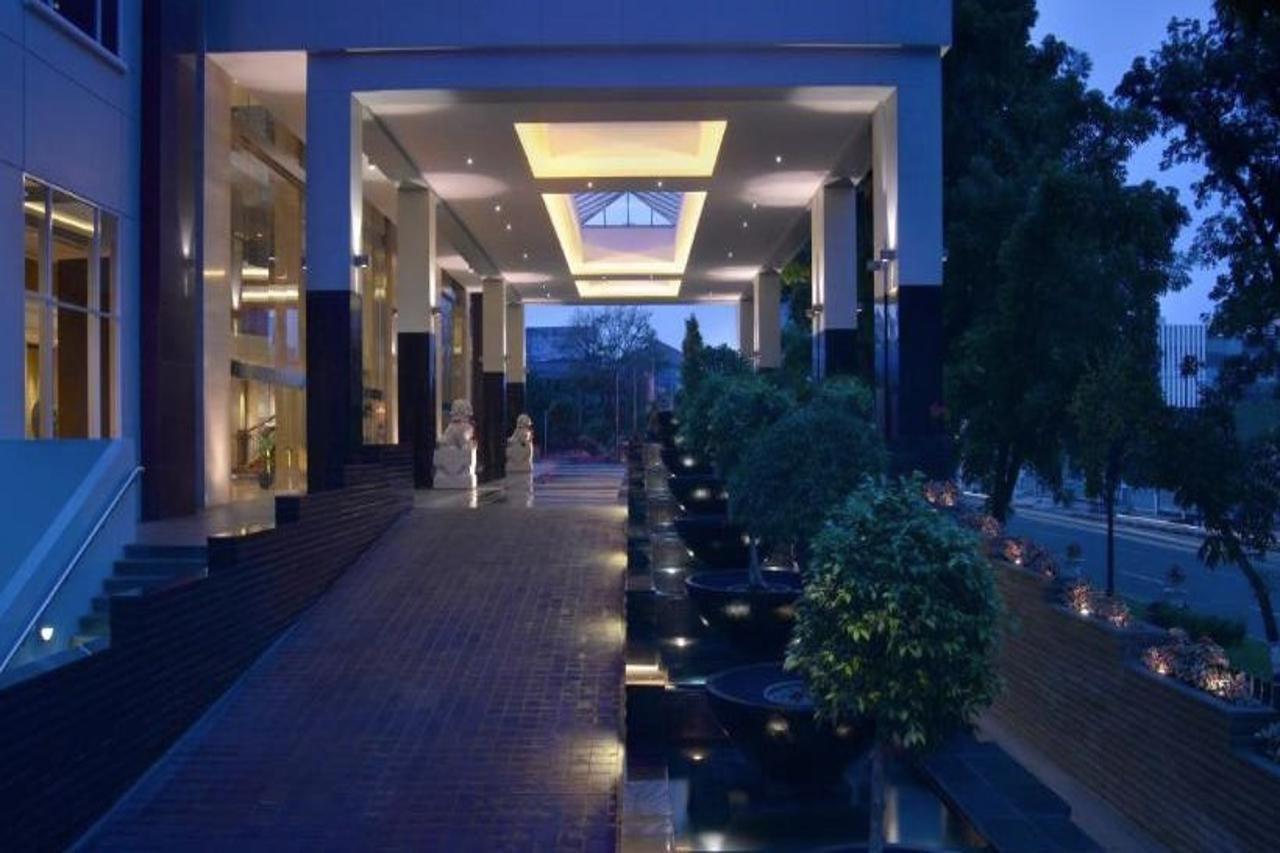 Jw Marriott Hotel Medan Dış mekan fotoğraf