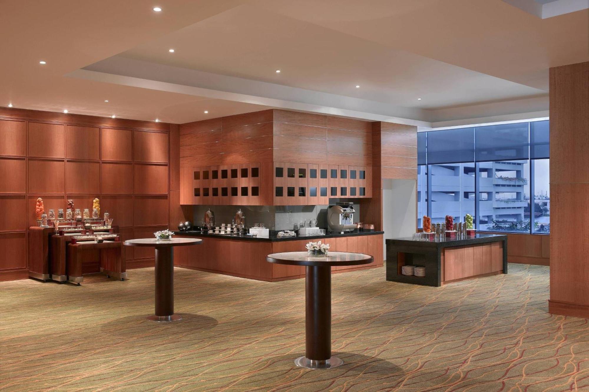 Jw Marriott Hotel Medan Restoran fotoğraf
