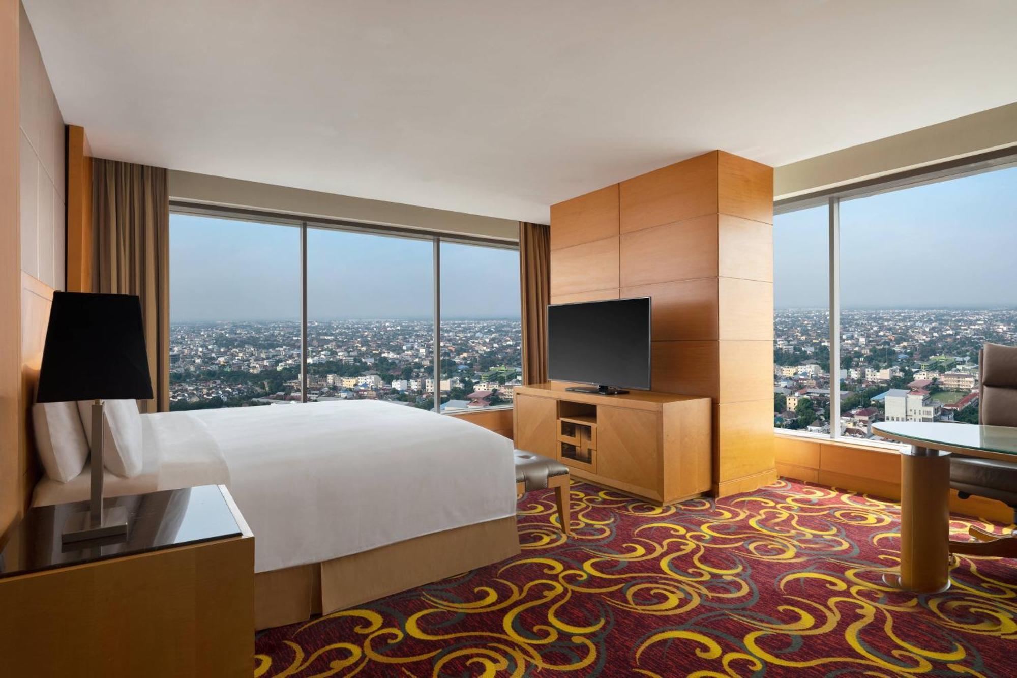Jw Marriott Hotel Medan Dış mekan fotoğraf