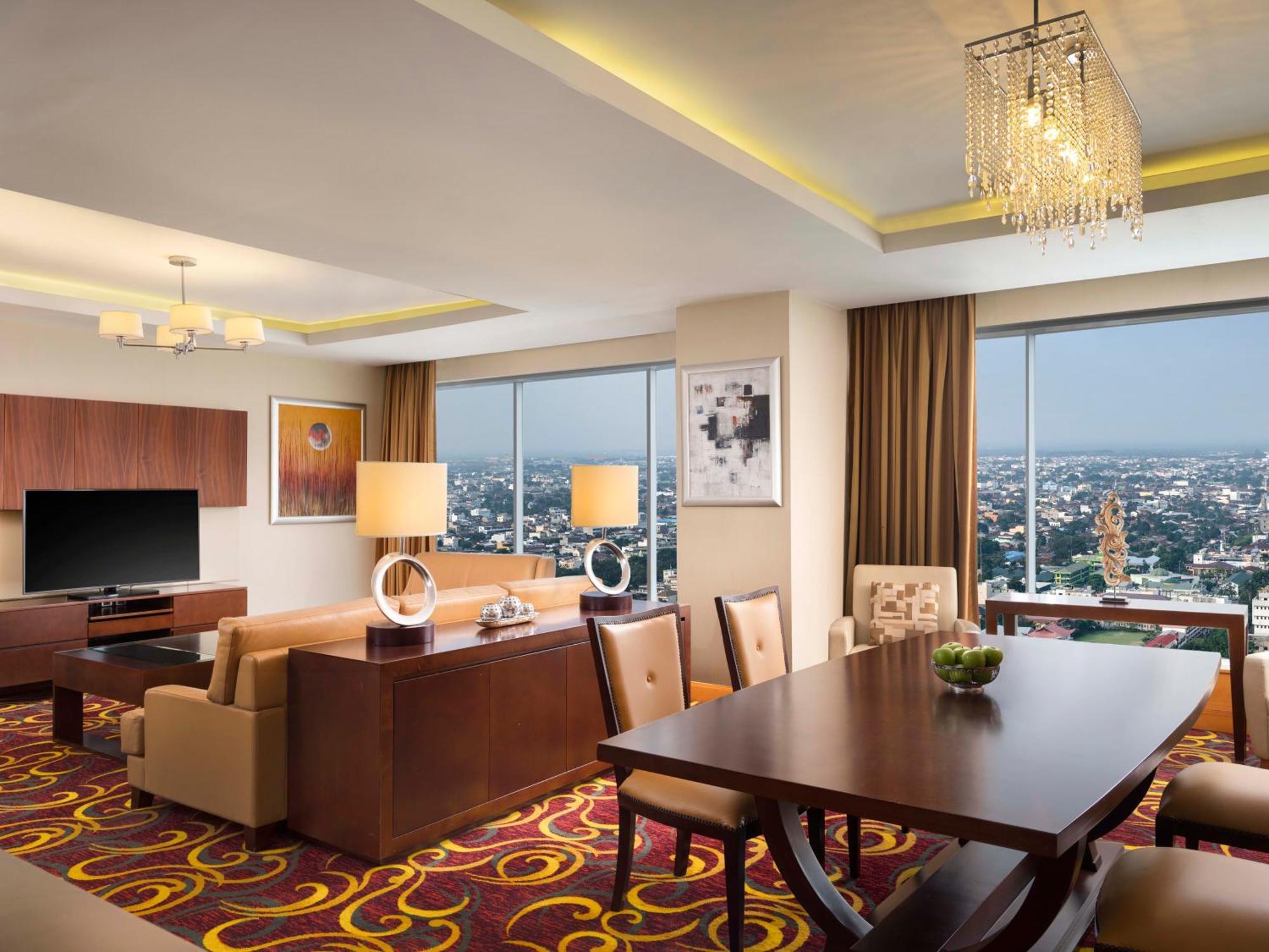 Jw Marriott Hotel Medan Dış mekan fotoğraf