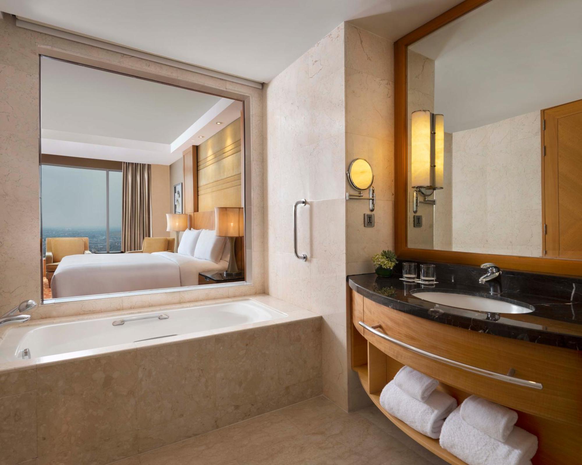 Jw Marriott Hotel Medan Dış mekan fotoğraf